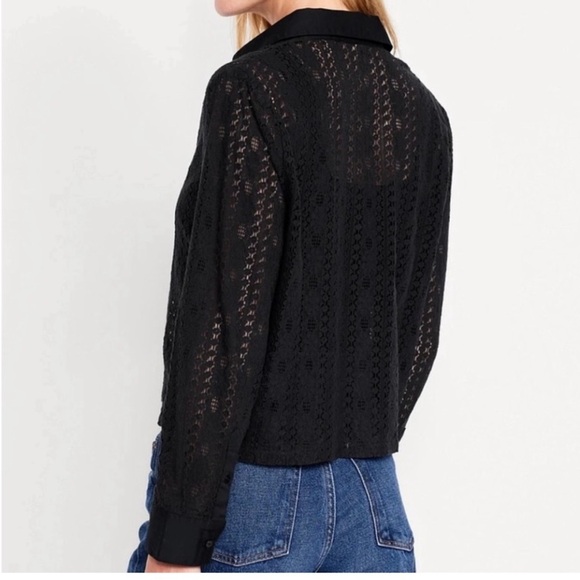 Old Navy Crochet Knit Button Up Black Womens's L Long Sleeve Collared NEW - Picture 2 of 6